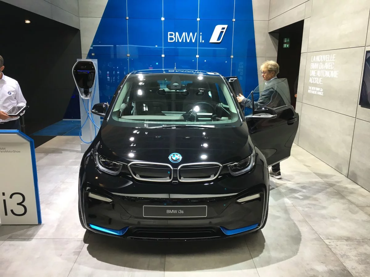 Почему в Великобритании больше не увидишь рекламу "зелёных" авто от BMW и MG: вскрылись неожиданные подробности