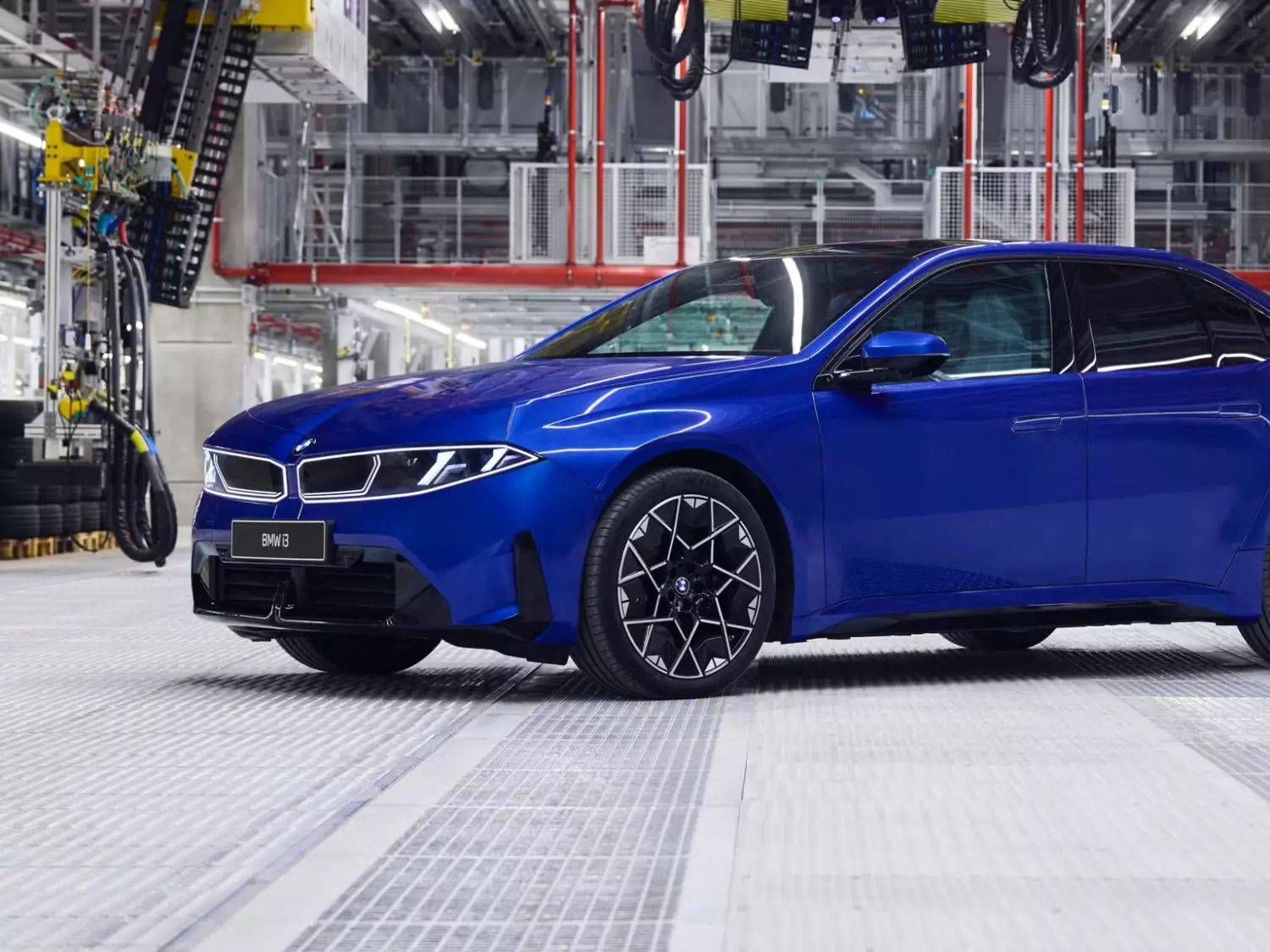 Старейший завод BMW полностью перейдет на выпуск электромобилей уже в 2027 году